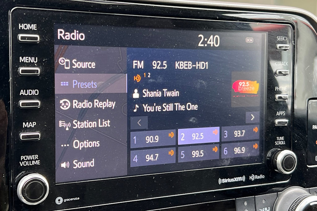 Thumbnail: 2020 Toyota Highlander - 12