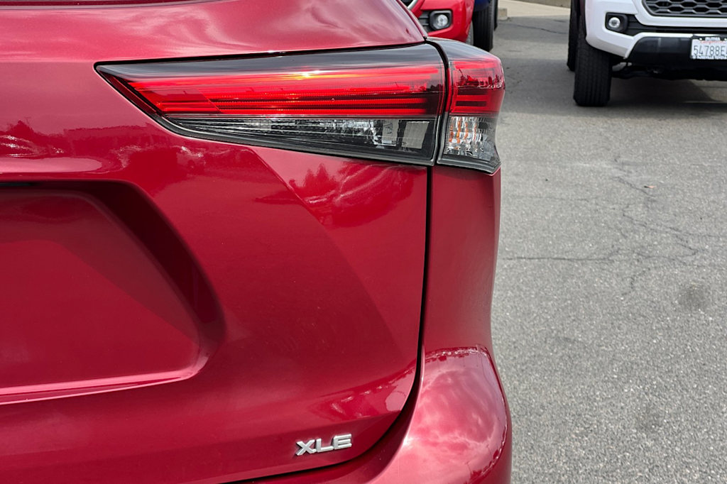 Thumbnail: 2020 Toyota Highlander - 29