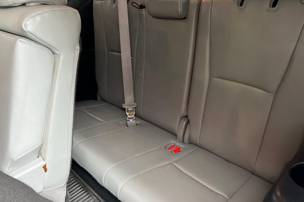 Thumbnail: 2020 Toyota Highlander - 22