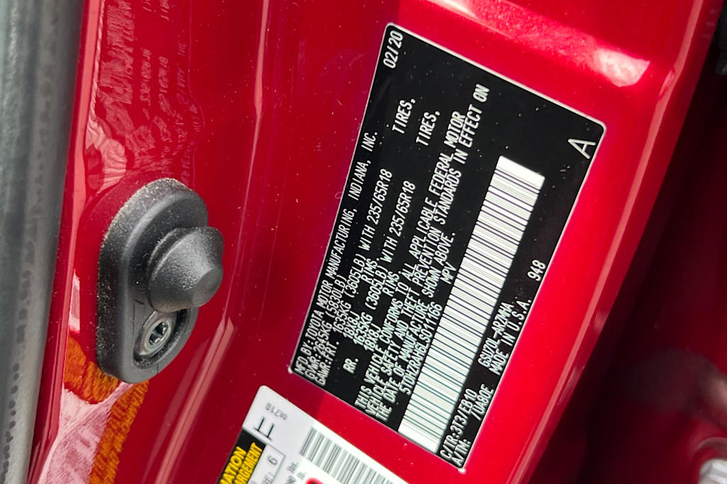 Thumbnail: 2020 Toyota Highlander - 15