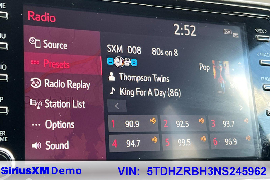 Thumbnail: 2022 Toyota Highlander - 29