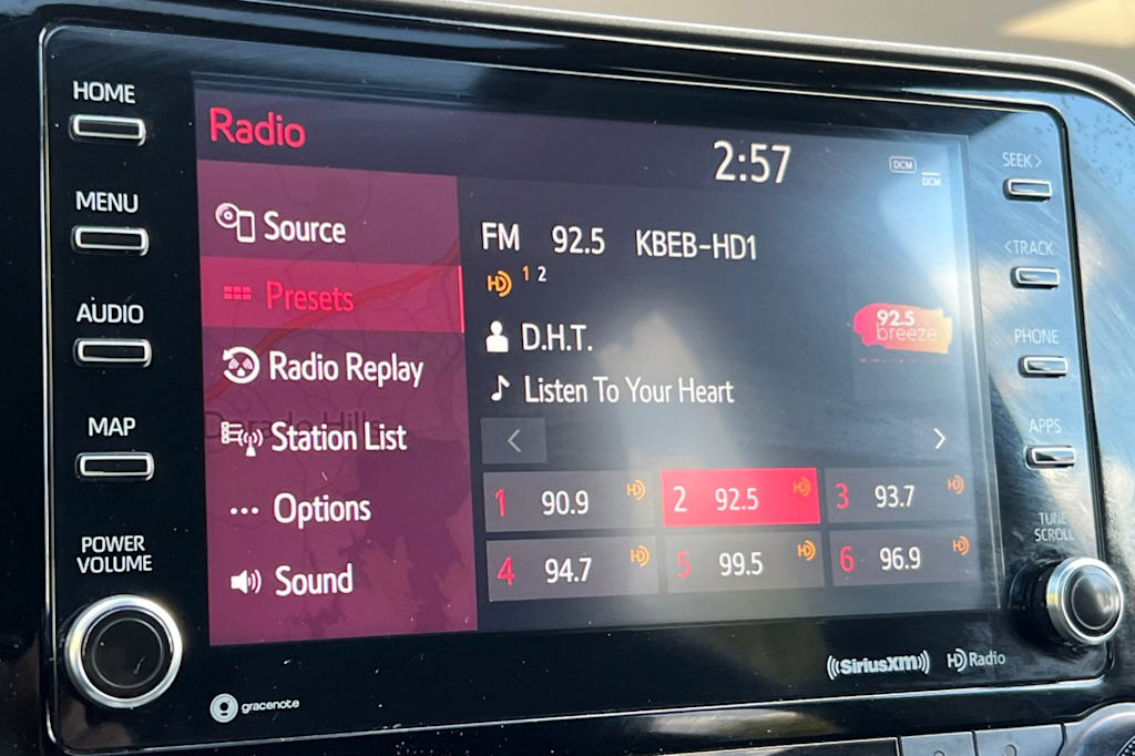 Thumbnail: 2022 Toyota Highlander - 12