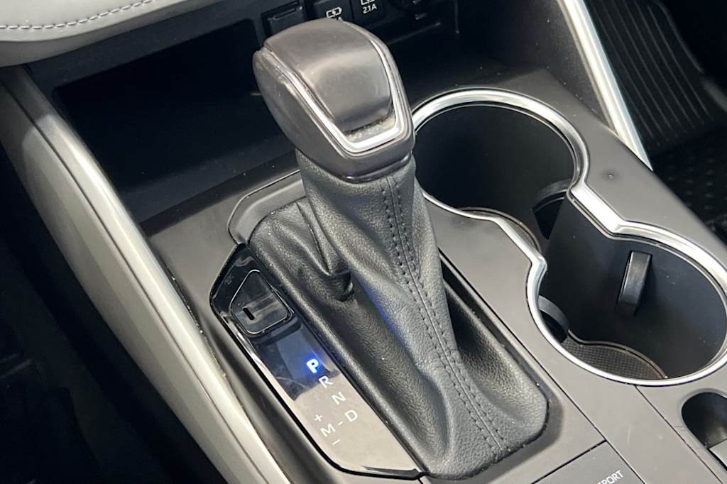 Thumbnail: 2021 Toyota Highlander - 28