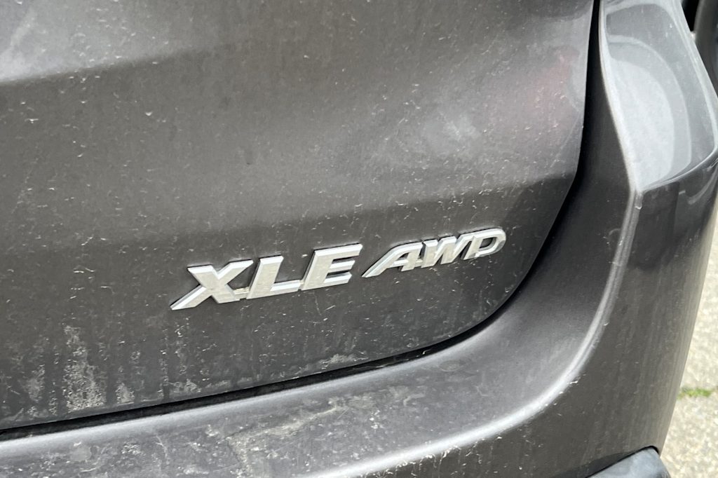 Thumbnail: 2017 Toyota Highlander - 5