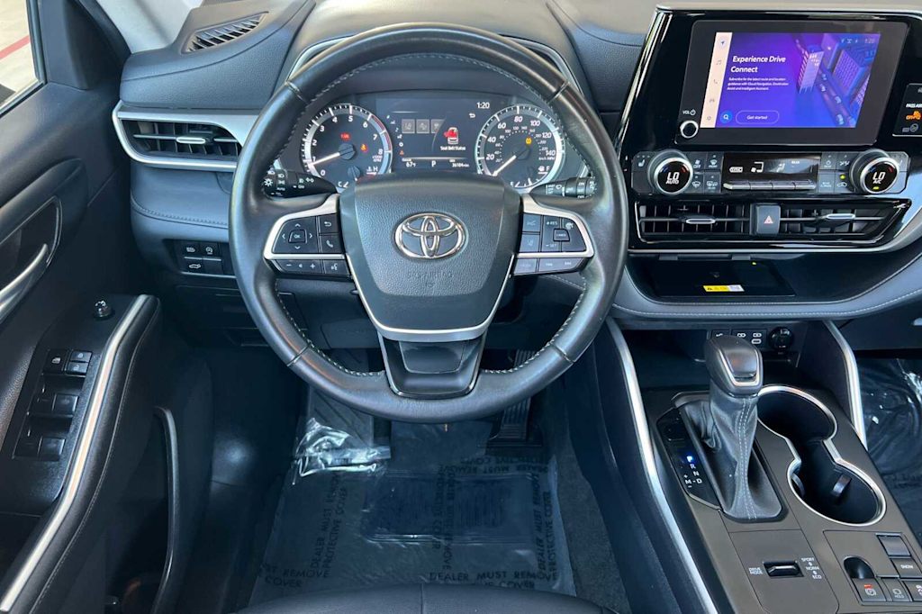 2023 Toyota Highlander L 10