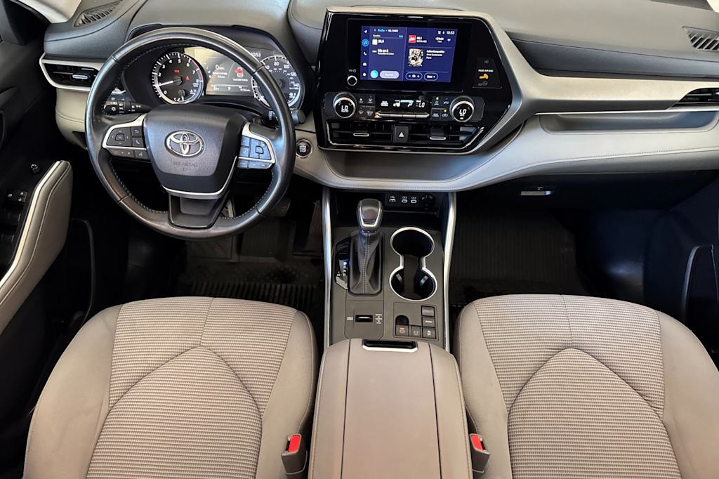 Thumbnail: 2023 Toyota Highlander - 2