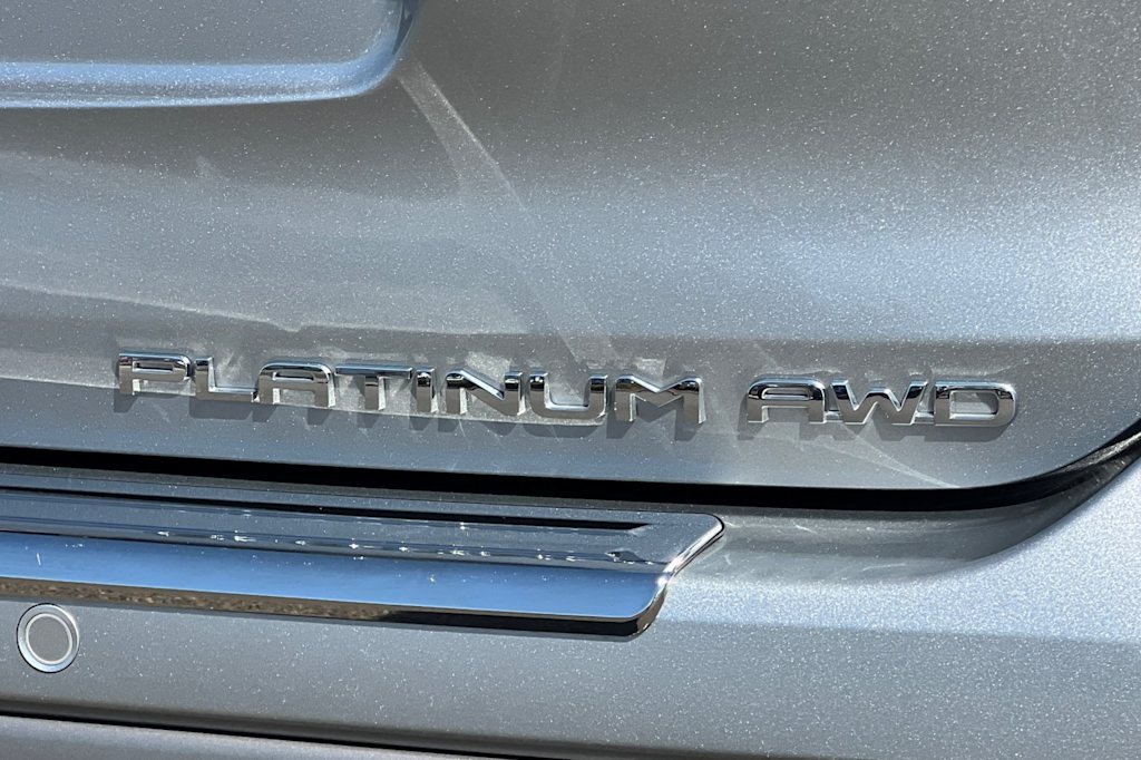 Thumbnail: 2025 Toyota Highlander - 7