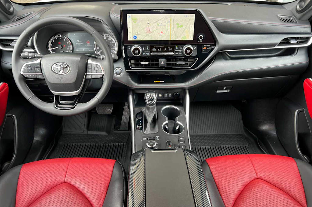 2023 Toyota Highlander XSE 2