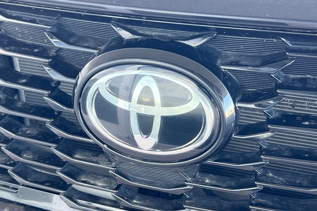Thumbnail: 2025 Toyota Highlander - 5