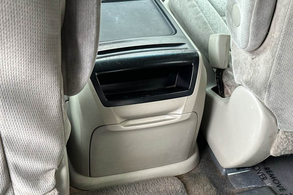 Thumbnail: 2015 Toyota Sienna - 23
