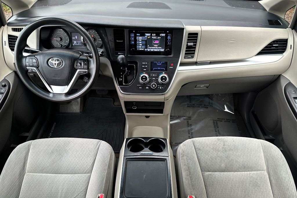 Thumbnail: 2015 Toyota Sienna - 2