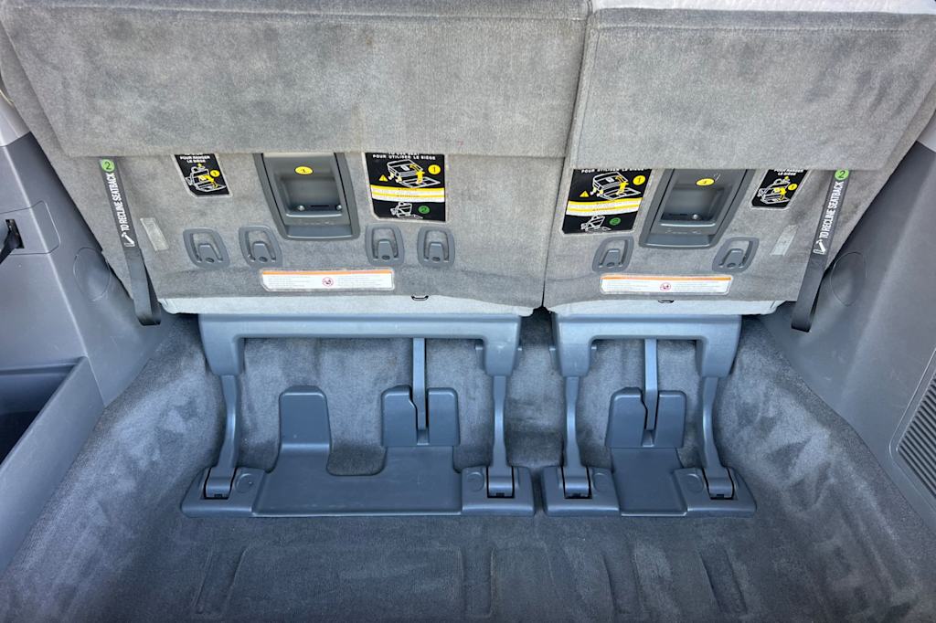 Thumbnail: 2015 Toyota Sienna - 7