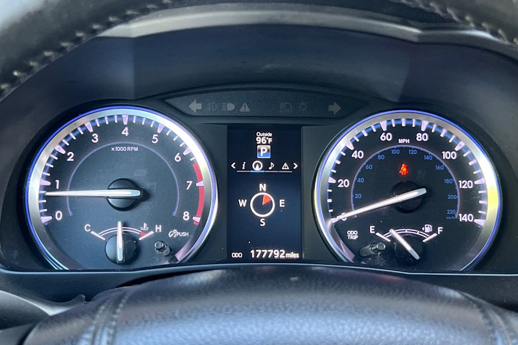 Thumbnail: 2014 Toyota Highlander - 15