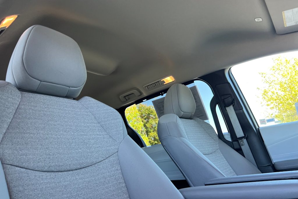 Thumbnail: 2025 Toyota Sienna - 10