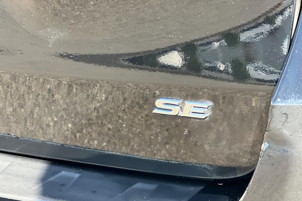 Thumbnail: 2015 Toyota Sienna - 34