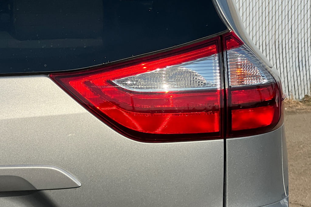 Thumbnail: 2019 Toyota Sienna - 22