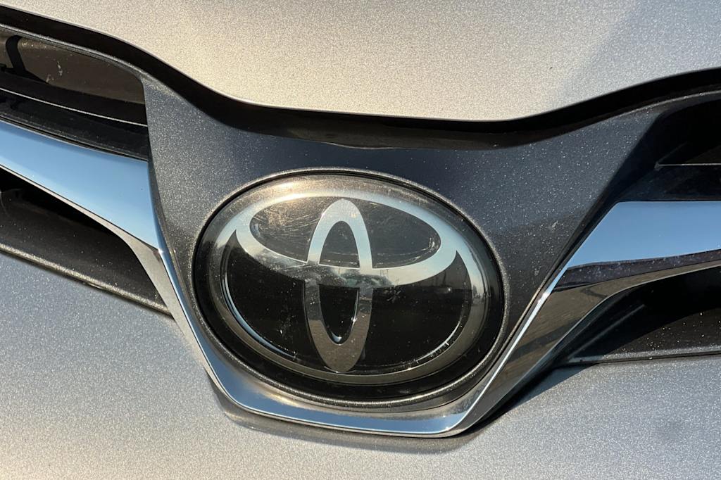 Thumbnail: 2019 Toyota Sienna - 7