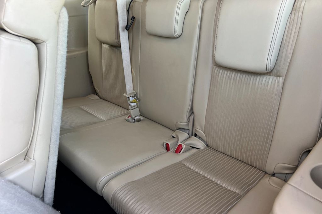 Thumbnail: 2014 Toyota Highlander - 24