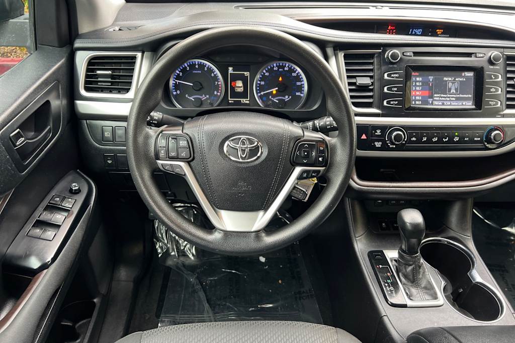 Thumbnail: 2019 Toyota Highlander - 10