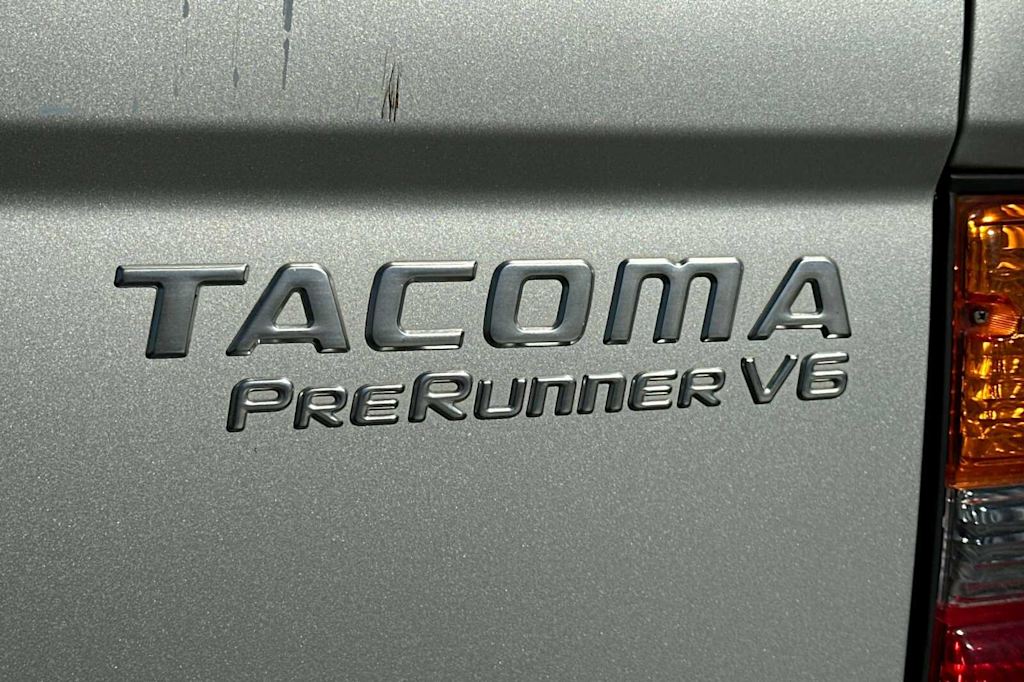 Thumbnail: 2001 Toyota Tacoma - 7