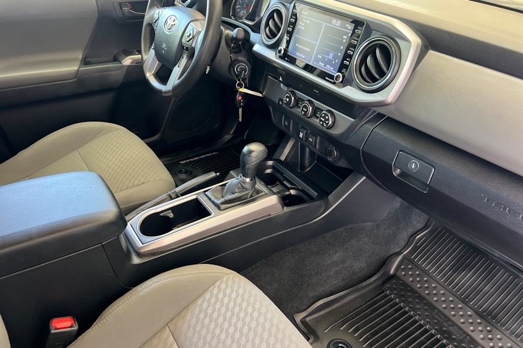 Thumbnail: 2020 Toyota Tacoma - 13