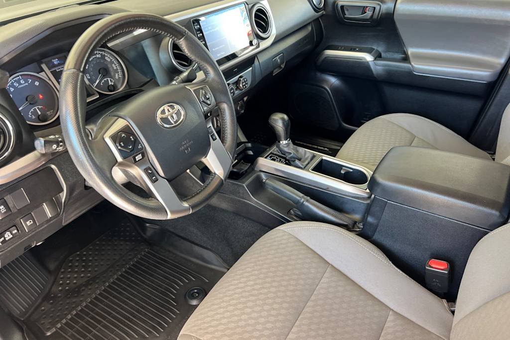 Thumbnail: 2020 Toyota Tacoma - 9