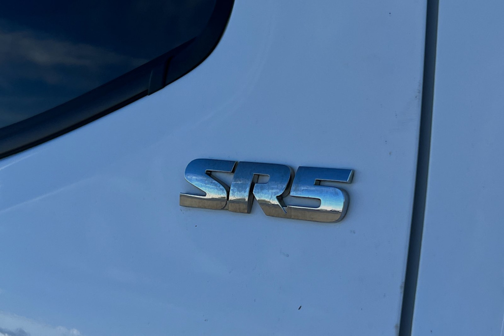 2019 Toyota Tacoma SR5 7