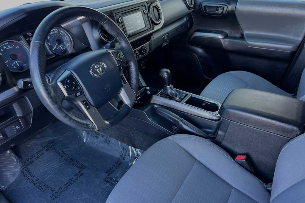 2019 Toyota Tacoma SR5 9