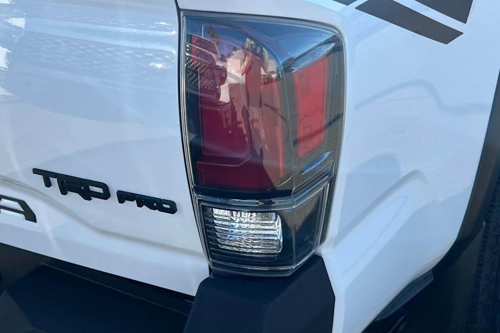 Thumbnail: 2021 Toyota Tacoma - 15