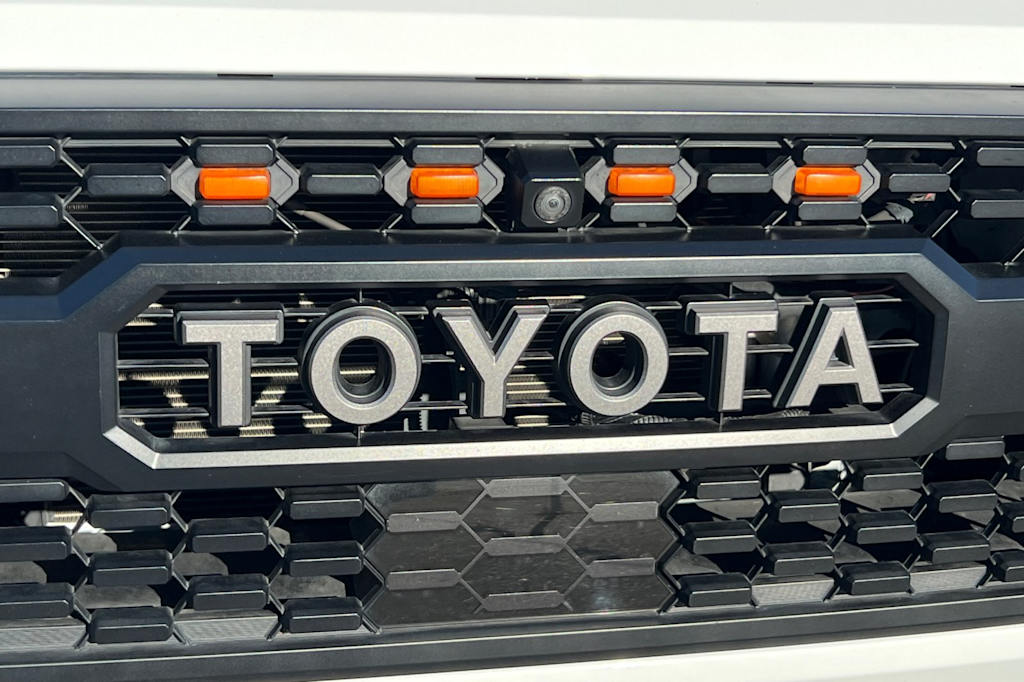 Thumbnail: 2021 Toyota Tacoma - 22