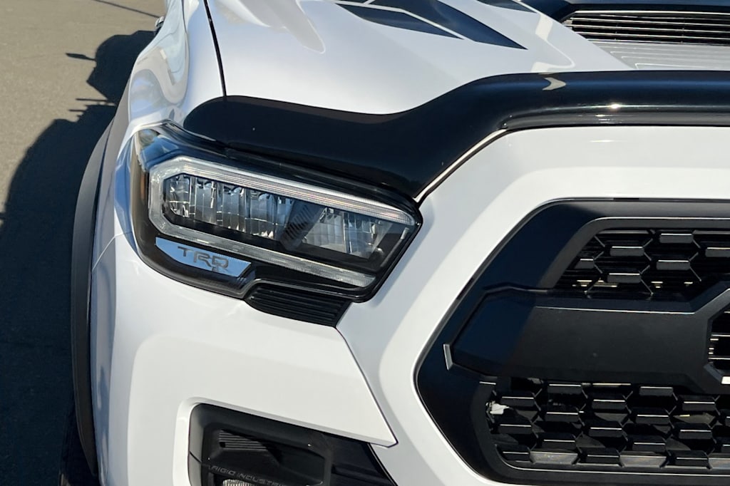 Thumbnail: 2021 Toyota Tacoma - 9