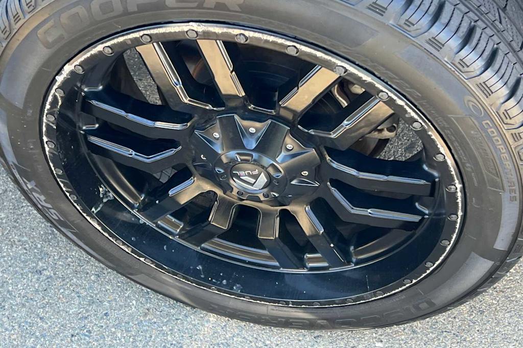 Thumbnail: 2019 Toyota Tundra - 20
