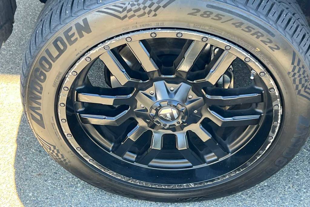 Thumbnail: 2019 Toyota Tundra - 22