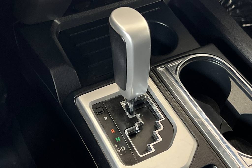 Thumbnail: 2019 Toyota Tundra - 12