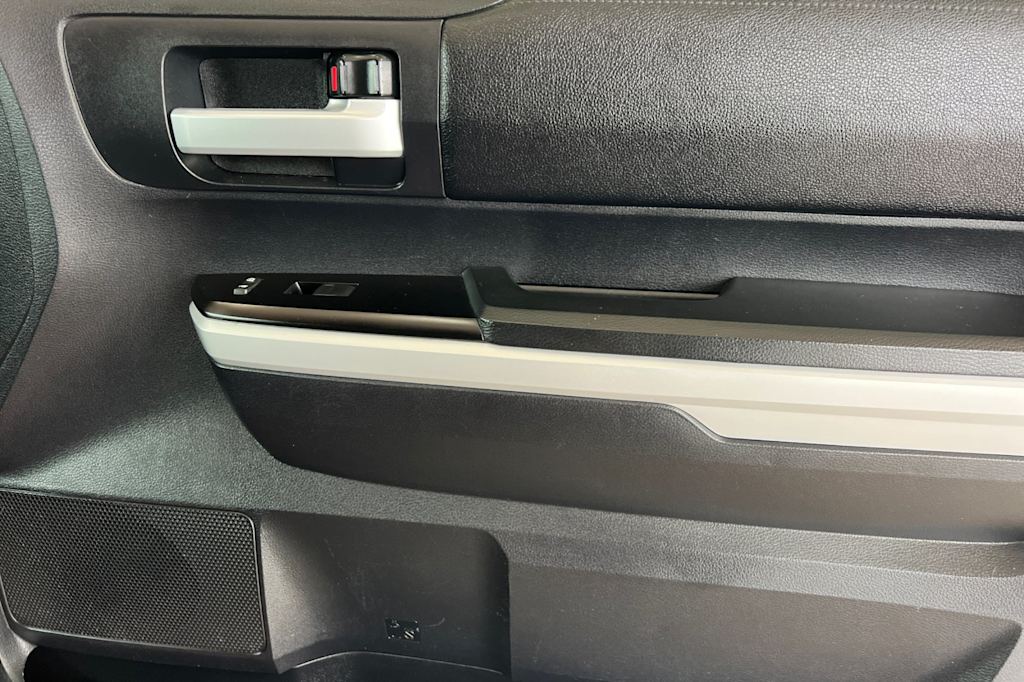 Thumbnail: 2019 Toyota Tundra - 23