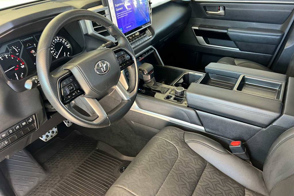 Thumbnail: 2022 Toyota Tundra - 9