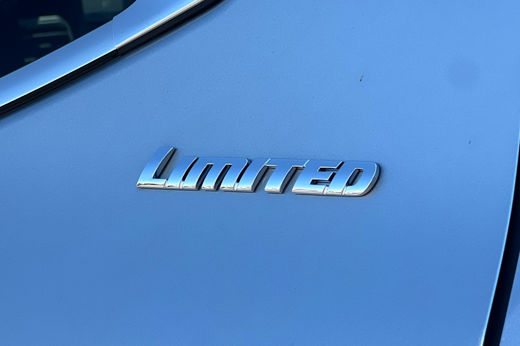 Thumbnail: 2023 Toyota Tundra - 7
