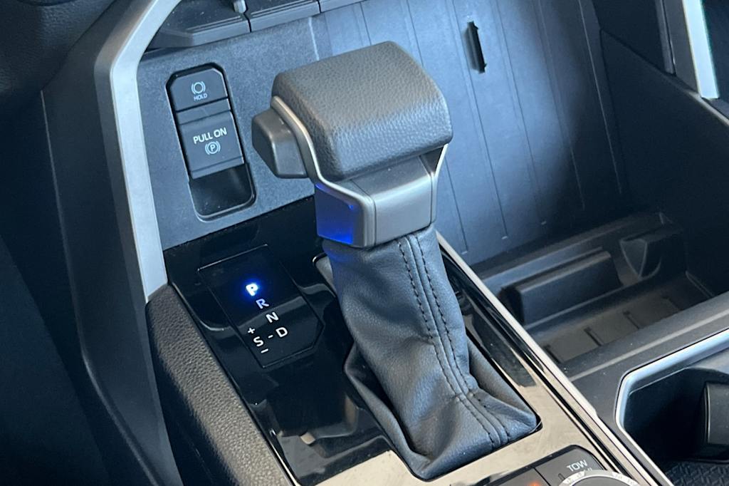 Thumbnail: 2024 Toyota Tundra - 15