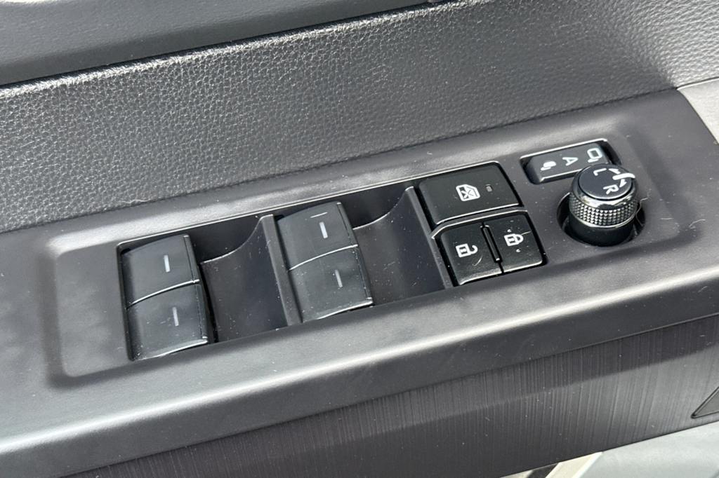 Thumbnail: 2023 Toyota Tundra - 22