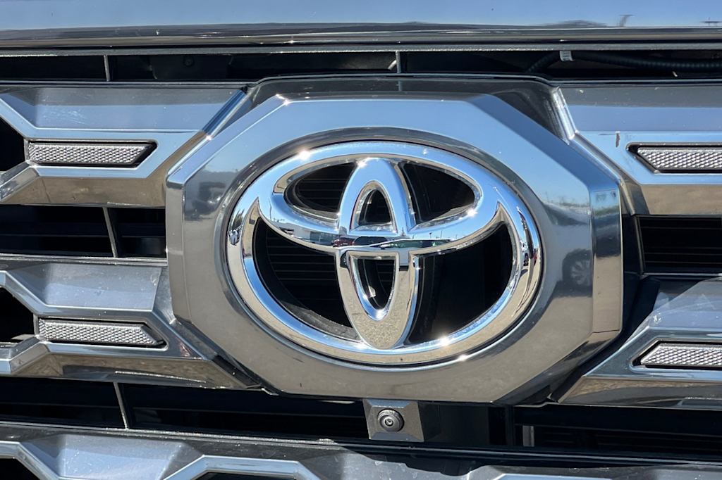 Thumbnail: 2024 Toyota Tundra - 18
