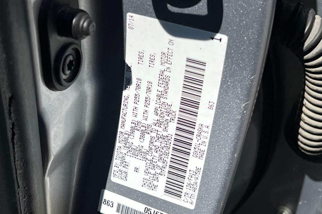 Thumbnail: 2014 Toyota Tundra - 16