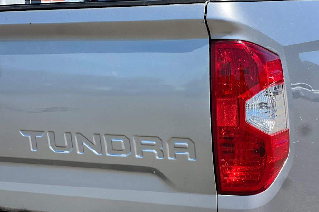 Thumbnail: 2014 Toyota Tundra - 28