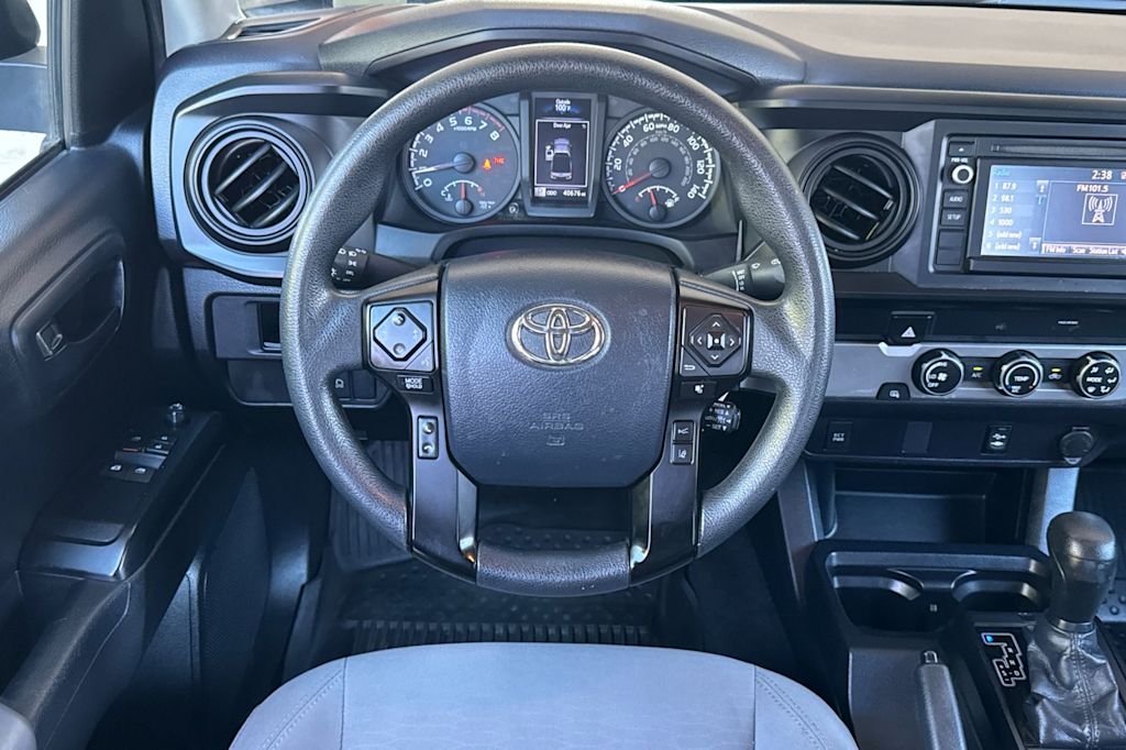 Thumbnail: 2019 Toyota Tacoma - 9