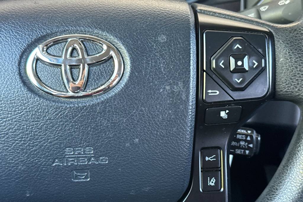 Thumbnail: 2019 Toyota Tacoma - 28