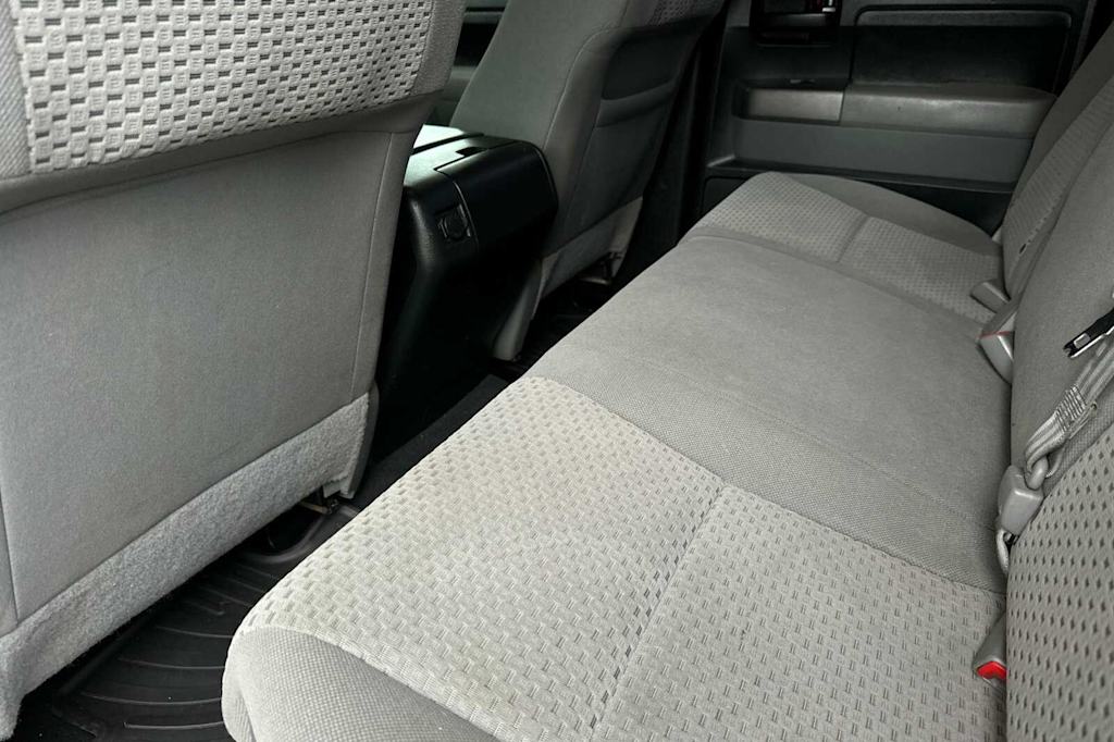 2013 Toyota Tundra  9