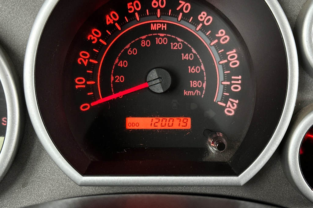 2013 Toyota Tundra  30