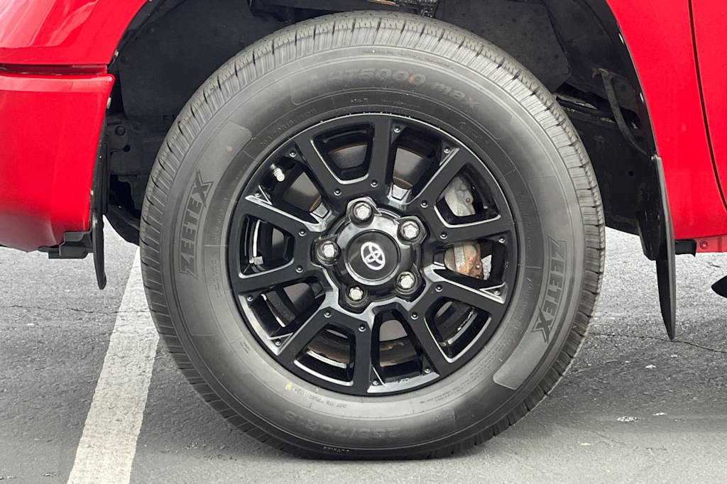 Thumbnail: 2019 Toyota Tundra - 7