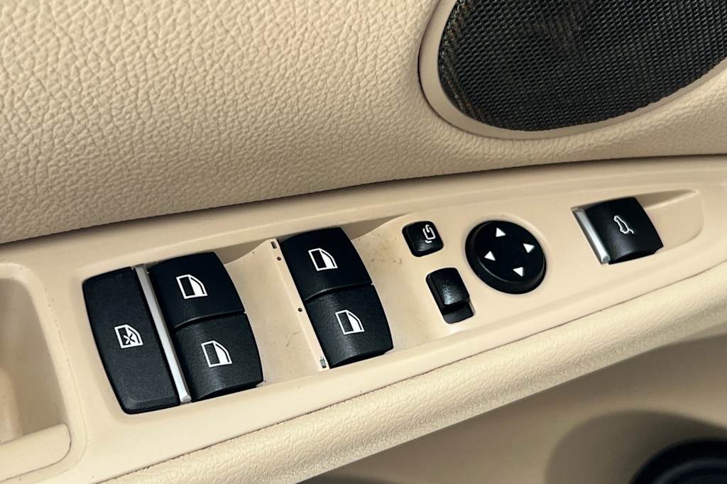 Thumbnail: 2015 BMW X5 - 22