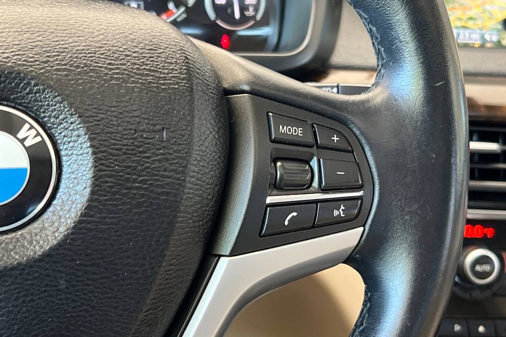 Thumbnail: 2015 BMW X5 - 32