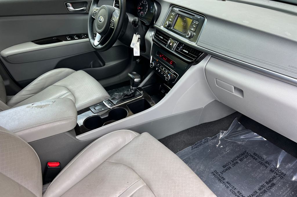 Thumbnail: 2016 Kia Optima - 12